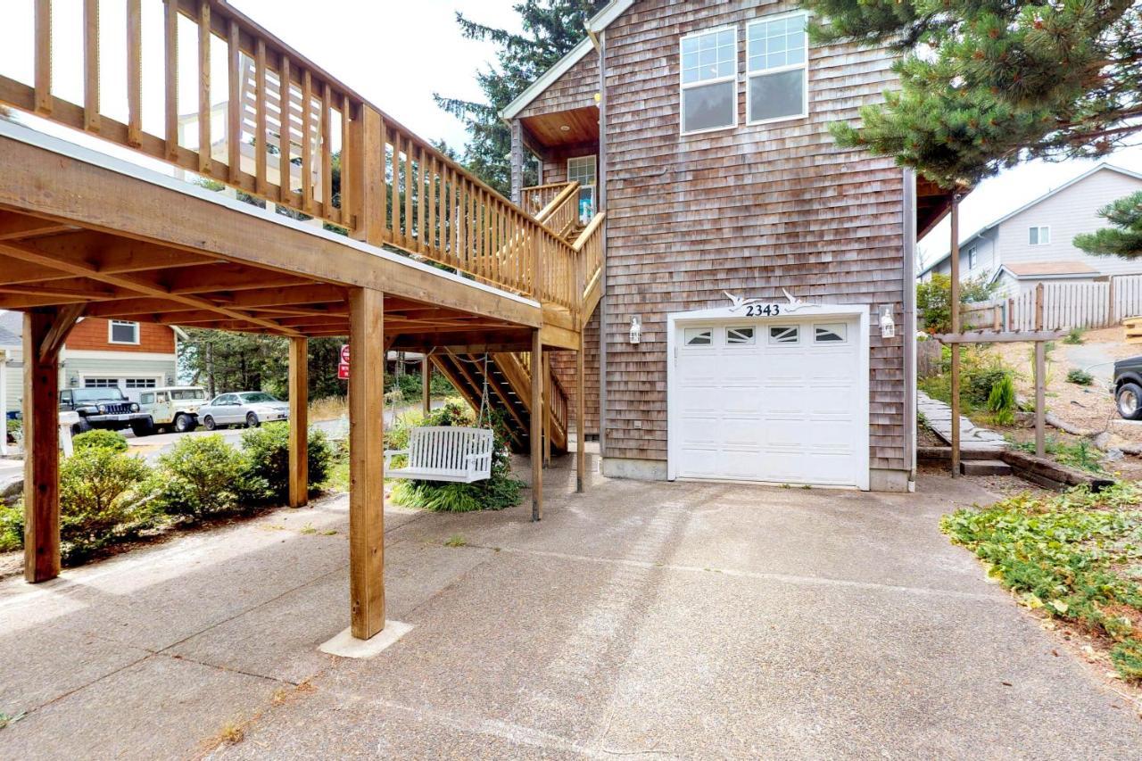 Beach House With A Park Lincoln City Eksteriør bilde